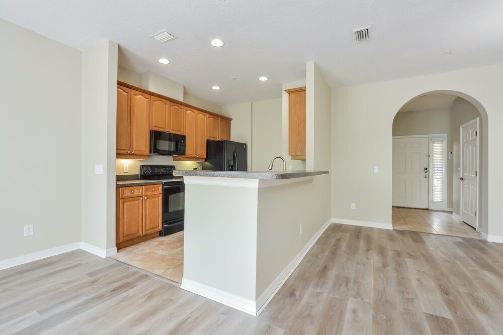 Building Photo - 567 Pinebranch Cir