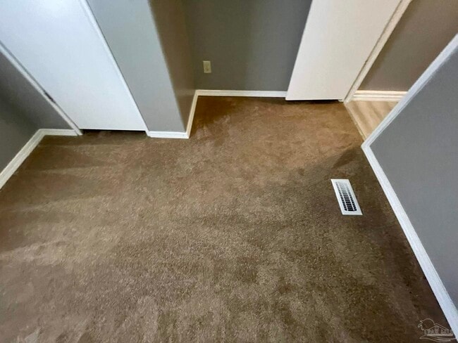 Building Photo - 8103 N Palafox St