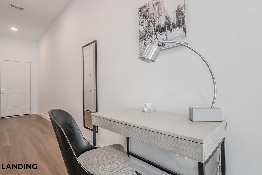 Building Photo - 515 Corso Ln