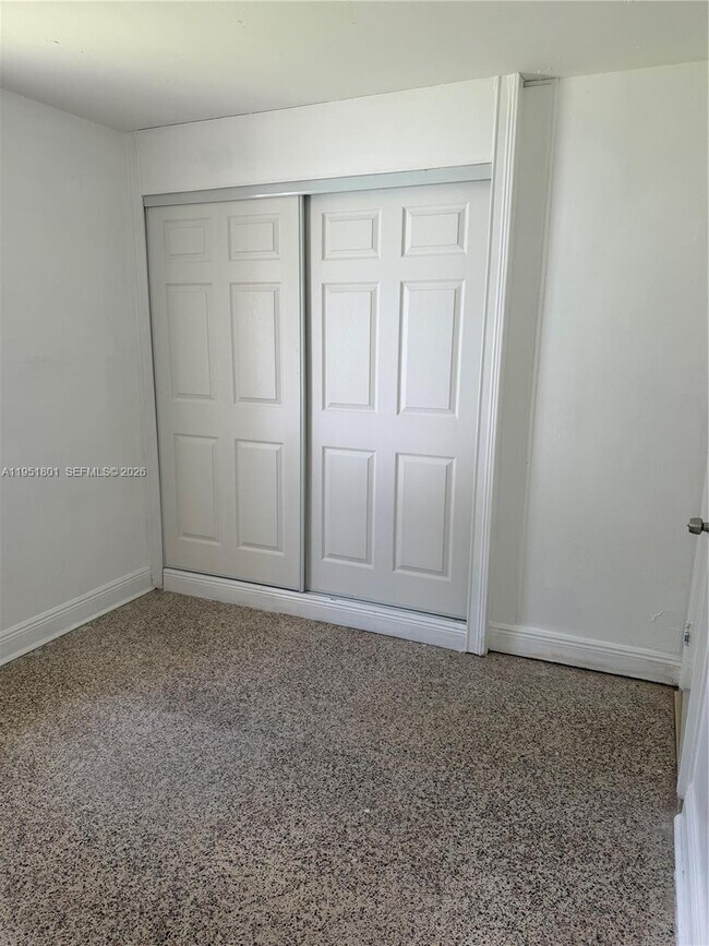 Building Photo - 9810 SW 165th Terrace