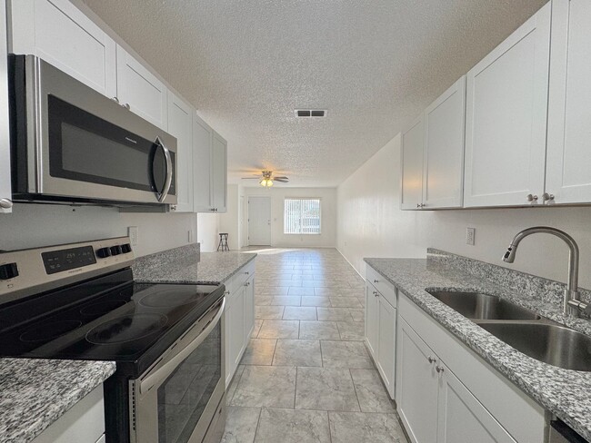 Building Photo - Winter Ridge