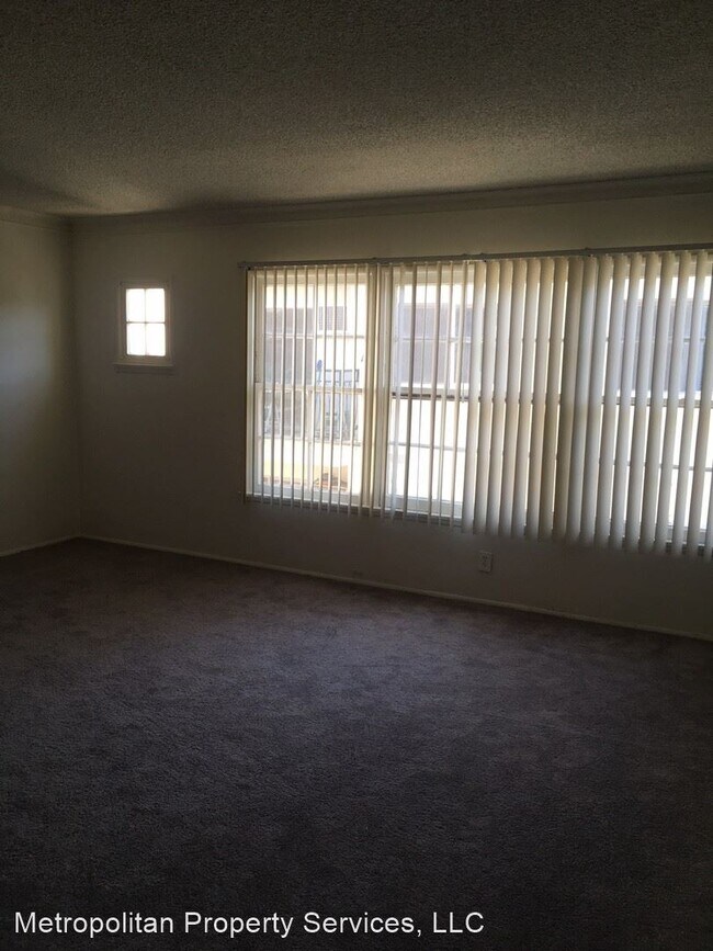 Building Photo - 1030 N Crescent Heights Blvd