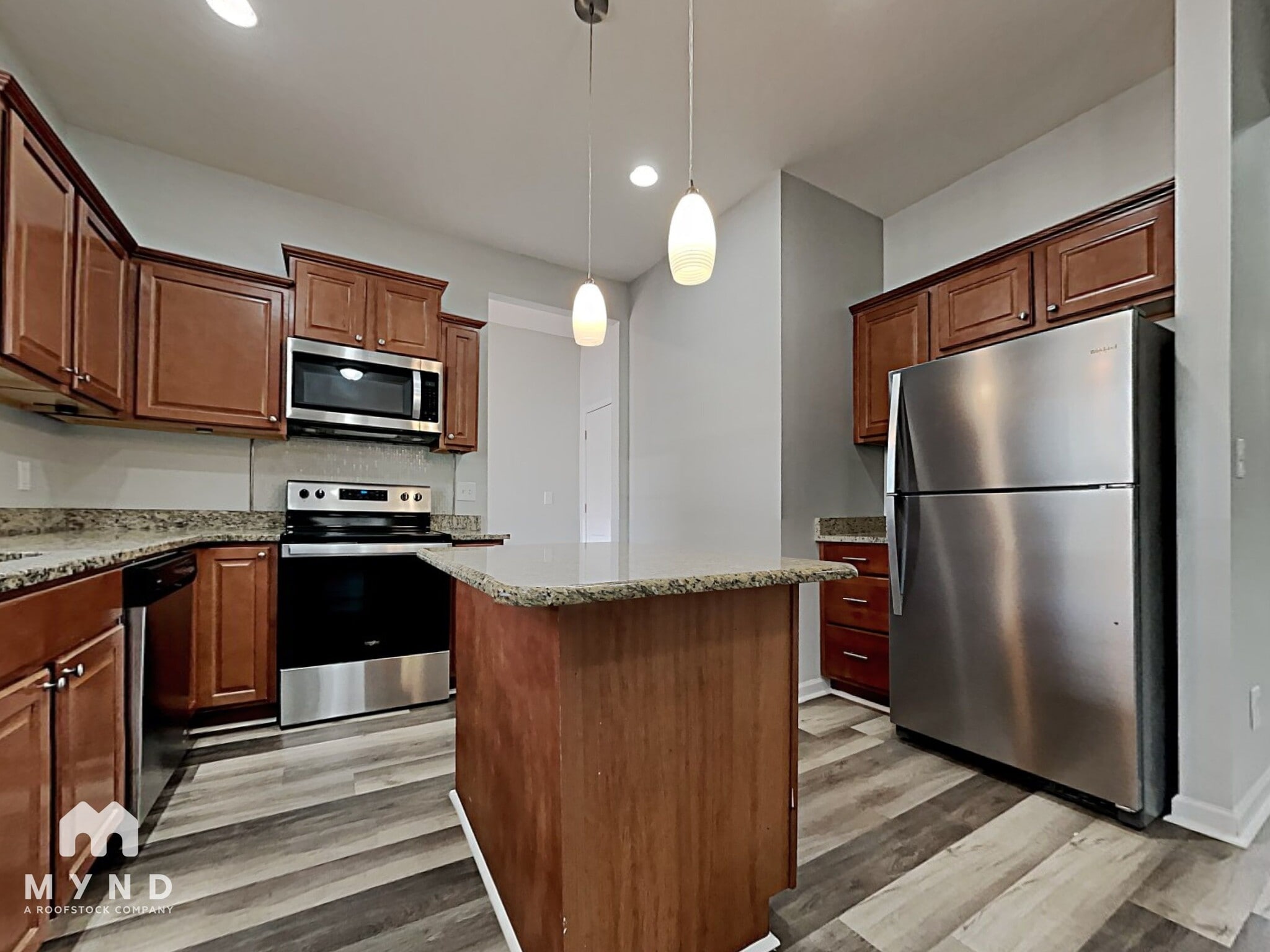 Building Photo - 4514 Wildwood Ave