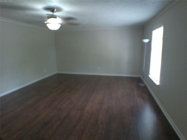 Building Photo - 14203 Burgoyne Rd