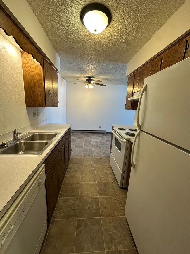 Building Photo - Copper Point Apartments