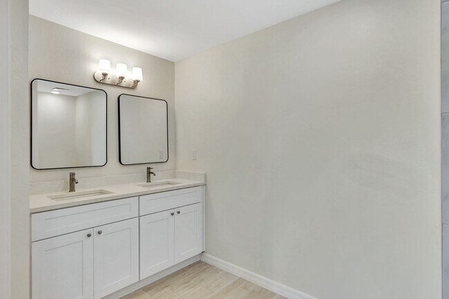 Building Photo - 3809 NW 38th St