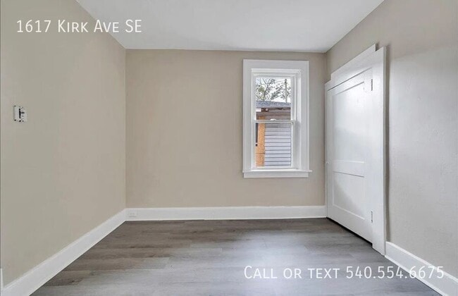 Building Photo - 1617 Kirk Ave SE