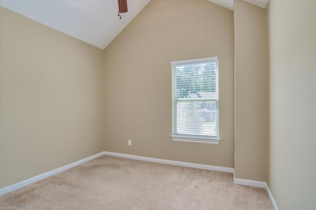 Building Photo - 5634 Sunbury Loop