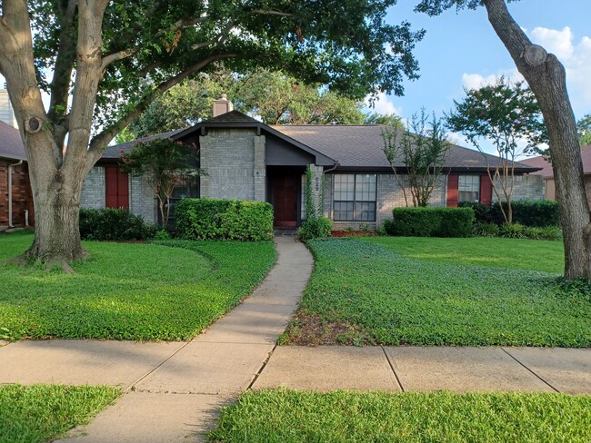 Primary Photo - 629 Phillips Dr