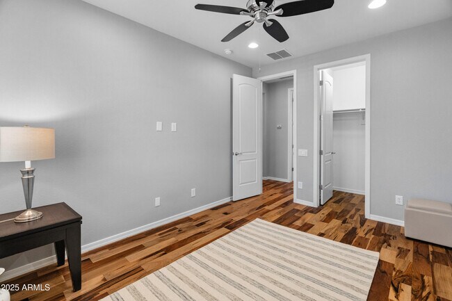 Building Photo - 3603 E Salter Dr
