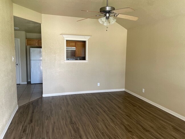 Building Photo - 202 Coby Dr