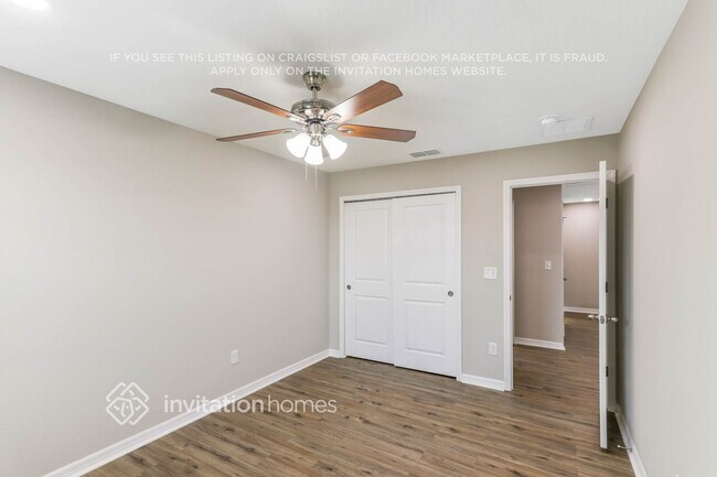 Building Photo - 10538 Medford Lakes Dr
