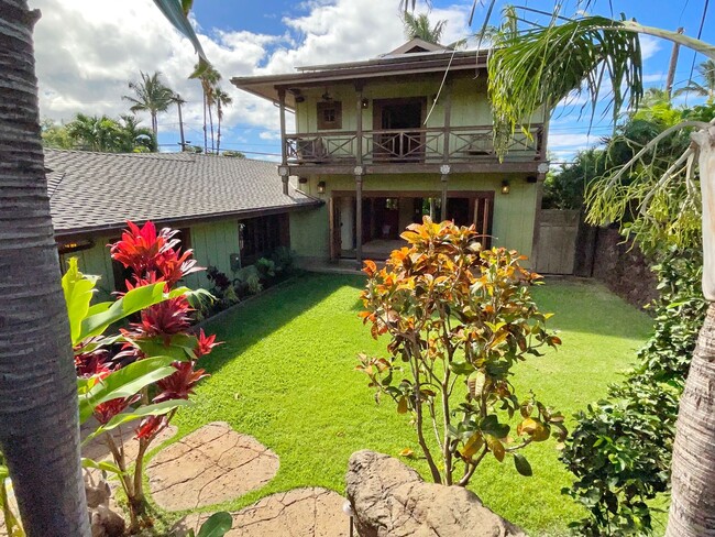 Building Photo - Magical Maui Meadows Tropical Resort Style...