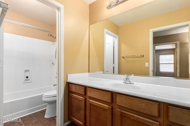 Building Photo - 29604 N Balmoral Pl