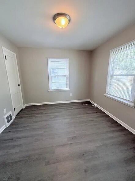 Building Photo - 24 Vierling Dr