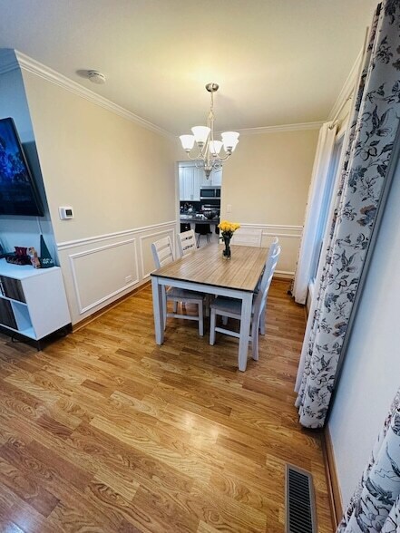 Building Photo - 2062 Danbury Pl