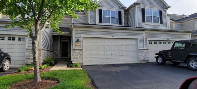 Building Photo - 321 Robin Glen Ln