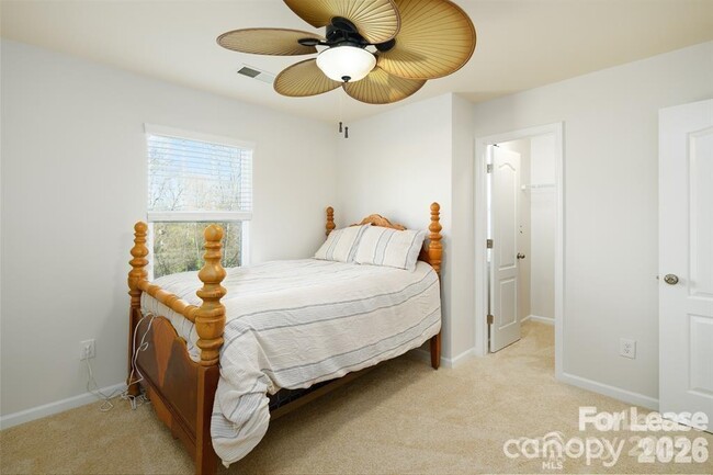 Building Photo - 10745 Sapphire Trail