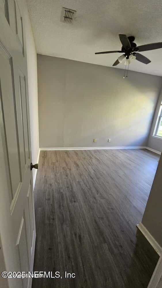 Building Photo - 709 Muskogee Ln