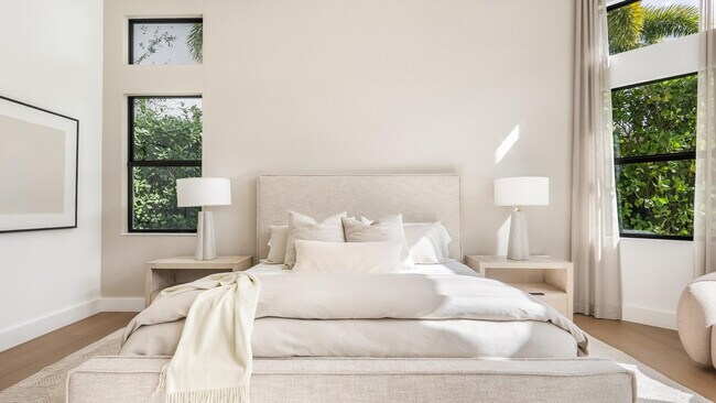 Building Photo - 17400 Rosella Rd