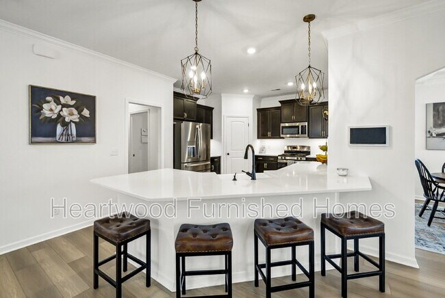 Building Photo - 924 Windchase Wy