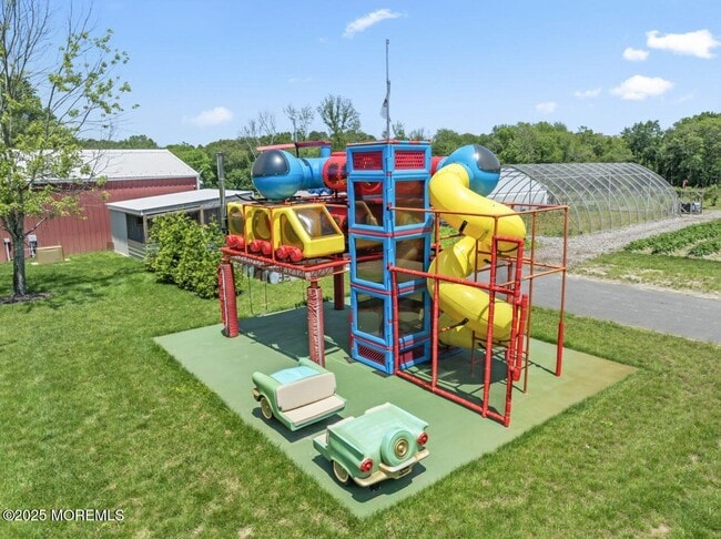 Building Photo - 553 Colts Neck Rd