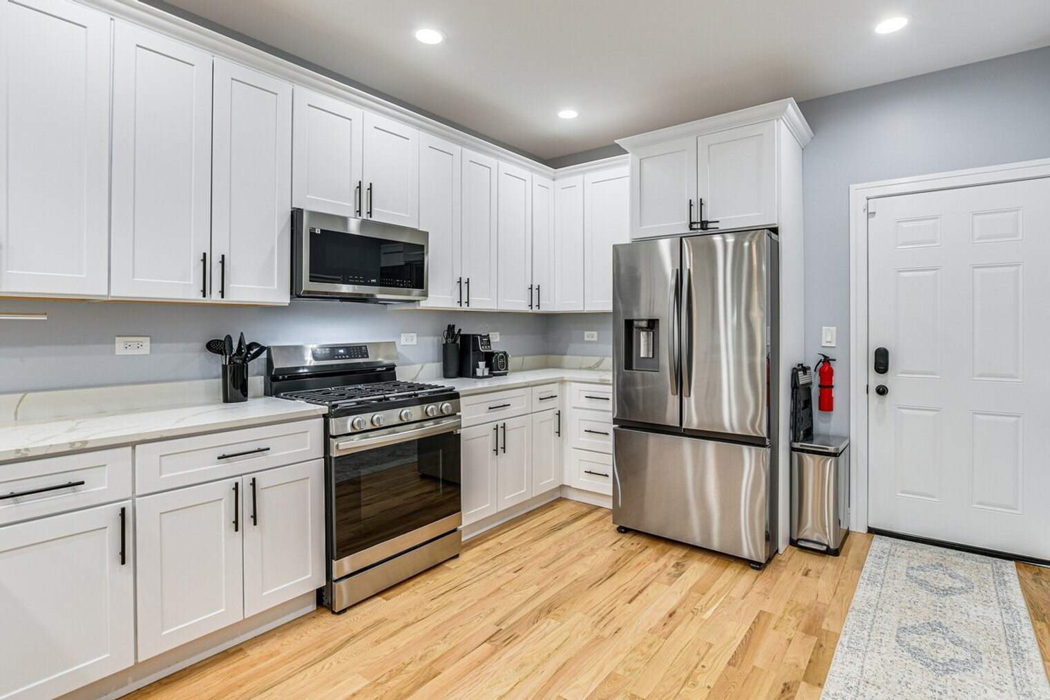 Building Photo - 1034 N Drake Ave