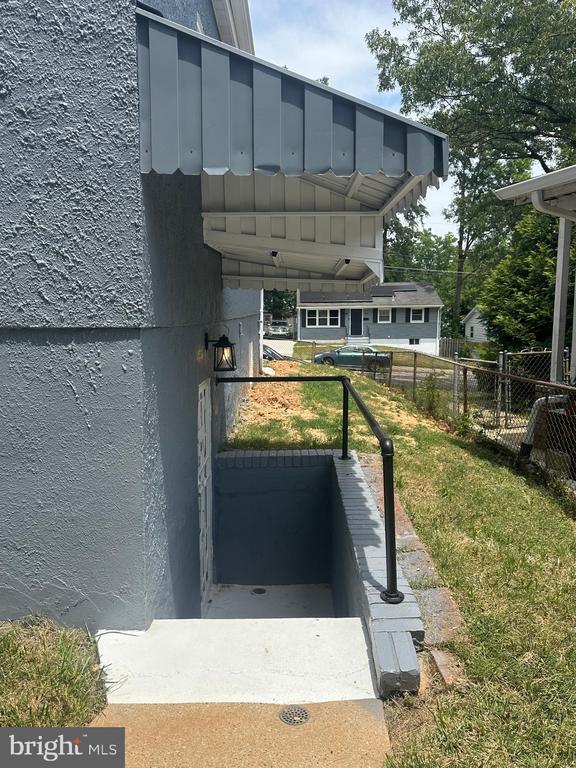 Building Photo - 7205 Flagstaff St
