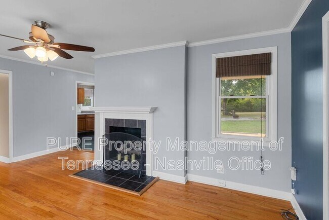 Building Photo - 4402 Saunders Ave