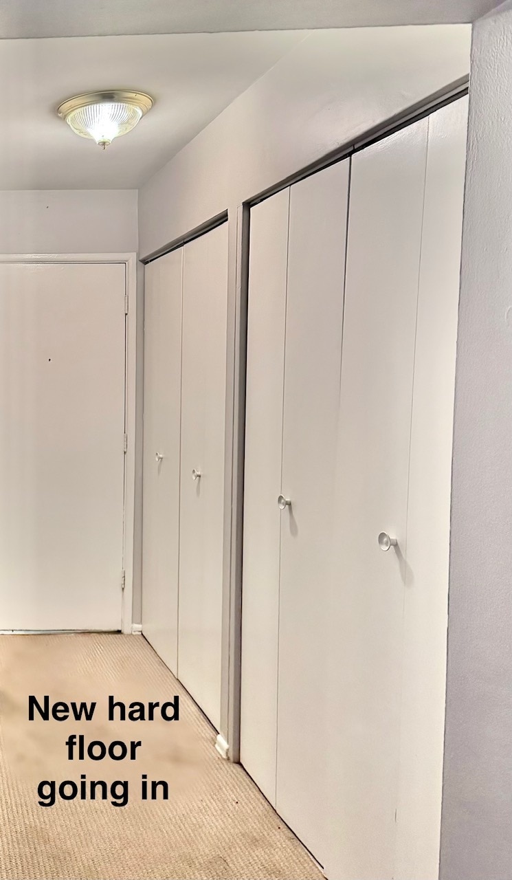 Building Photo - 426 W Barry Ave