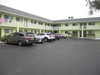 Building Photo - 6703 Midnight Pass Rd