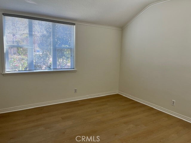 Building Photo - 6013 N Walnut Grove Ave