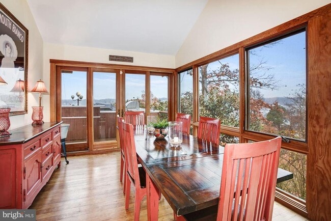 Building Photo - 209 Winchester Beach Dr