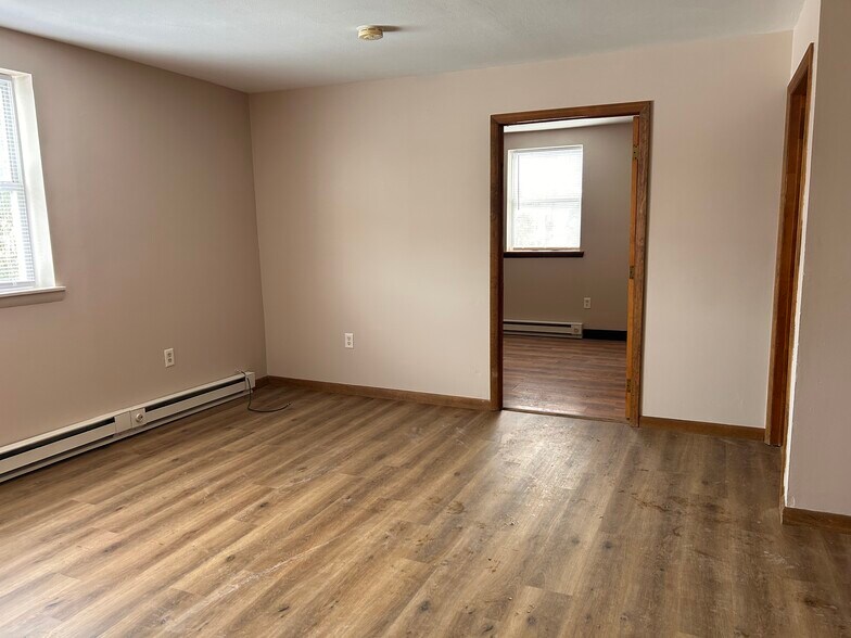 Building Photo - 5731 Telephone Rd