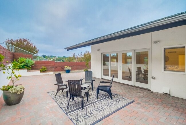 Building Photo - Beautiful house in heart of Point Loma