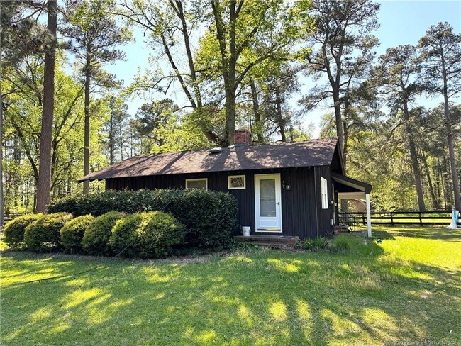 Building Photo - 403 B T Rd