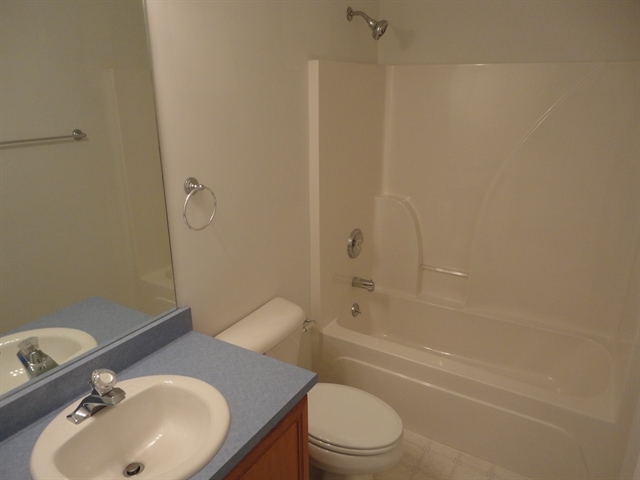 Building Photo - 9244 Sawgrass Dr