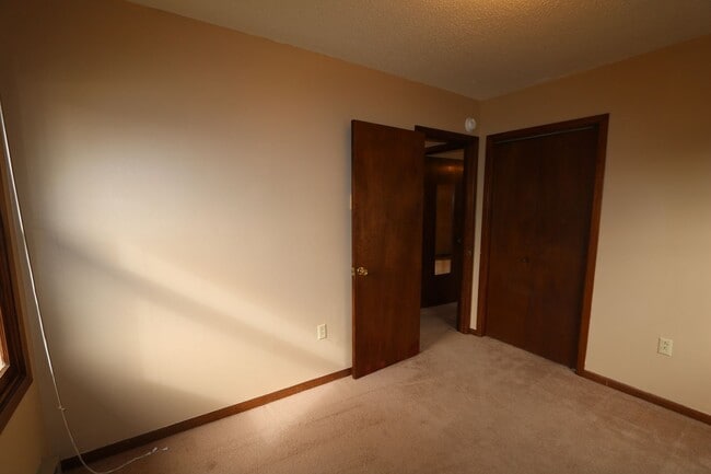 Building Photo - 1513 S 8th St