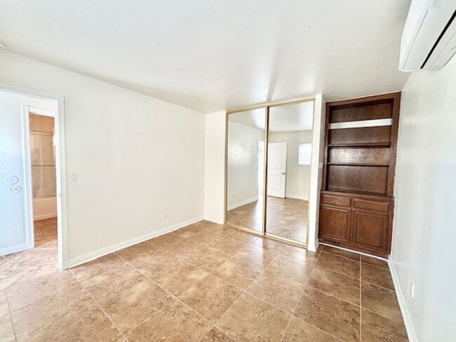 Building Photo - Oxnard | Silver Strand | 1 bed + 1 bath | ...