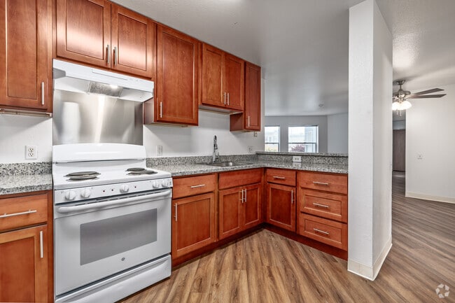 2BR, 1BA - 860SF - Kitchen - 1101 Howard St