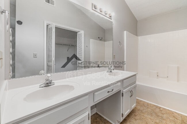 Building Photo - 108 Meridian Ct