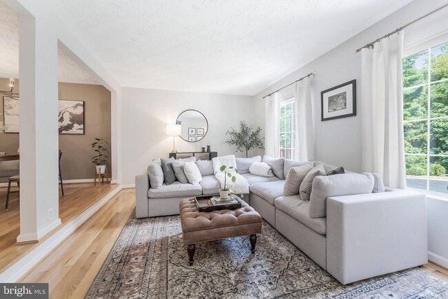 Building Photo - 2903 Bridgehampton Ct