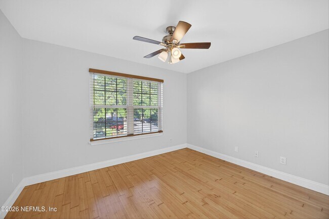 Building Photo - 13810 Sutton Park Dr N