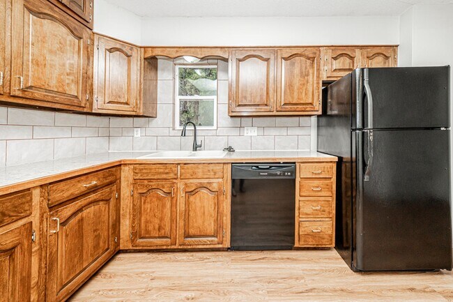 Building Photo - 1107 S Jackson St