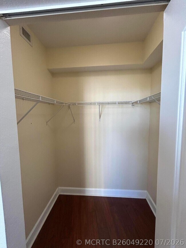 Building Photo - 1830 Radius Dr