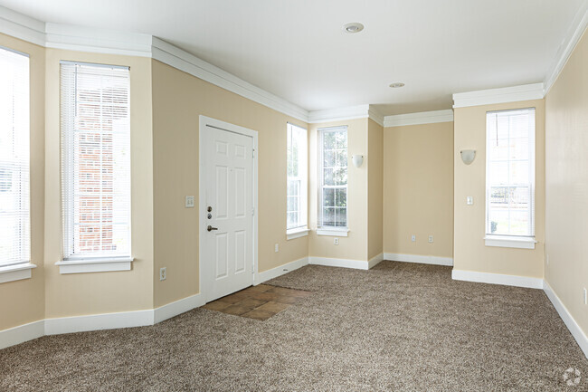 3BR, 2BA - 1282SF - Province of Briarcliff