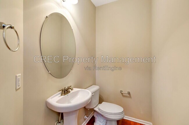 Building Photo - 9161 Parlor Dr