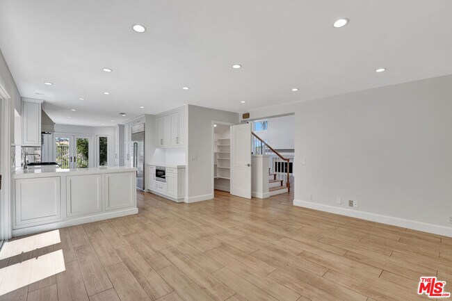 Building Photo - 24701 Cll Conejo