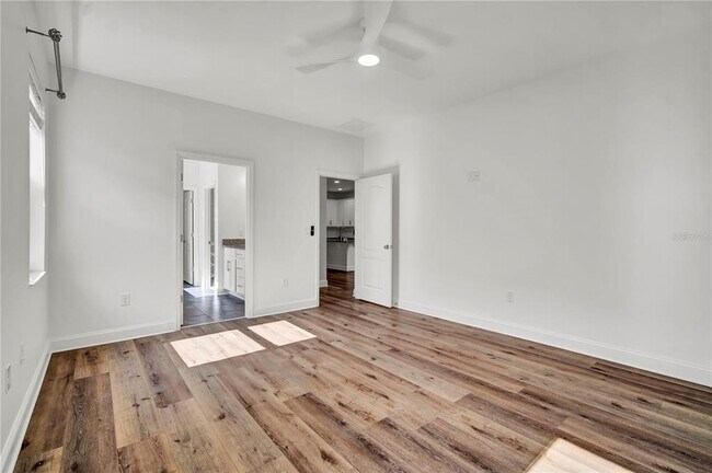 Building Photo - 15539 Murcott Blossom Blvd