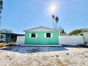 Building Photo - 151 148TH Ave E